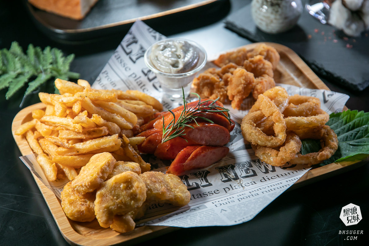 格局餐酒館|北高雄餐酒館隱密半開放包廂,私隱的極致感| 雪茄、餐酒館包場無菜單料理|2022高雄新開幕雪茄酒吧 - 第18張圖 格局餐酒館|北高雄餐酒館隱密半開放包廂,私隱的極致感| 雪茄、餐酒館包場無菜單料理|2022高雄新開幕雪茄酒吧