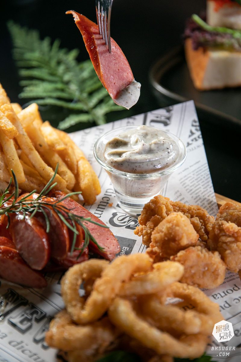 格局餐酒館|北高雄餐酒館隱密半開放包廂,私隱的極致感| 雪茄、餐酒館包場無菜單料理|2022高雄新開幕雪茄酒吧 - 第19張圖 格局餐酒館|北高雄餐酒館隱密半開放包廂,私隱的極致感| 雪茄、餐酒館包場無菜單料理|2022高雄新開幕雪茄酒吧