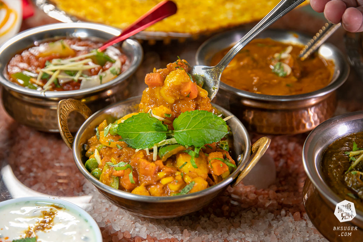 高雄拉瓦特印度廚房|烤餅沾上香濃眾多的印度咖哩,享受香料帶給你的瀰漫氣息!2022 印度餐廳料理小吃推薦 - 第15張圖 高雄拉瓦特印度廚房|烤餅沾上香濃眾多的印度咖哩,享受香料帶給你的瀰漫氣息!2022 印度餐廳料理小吃推薦