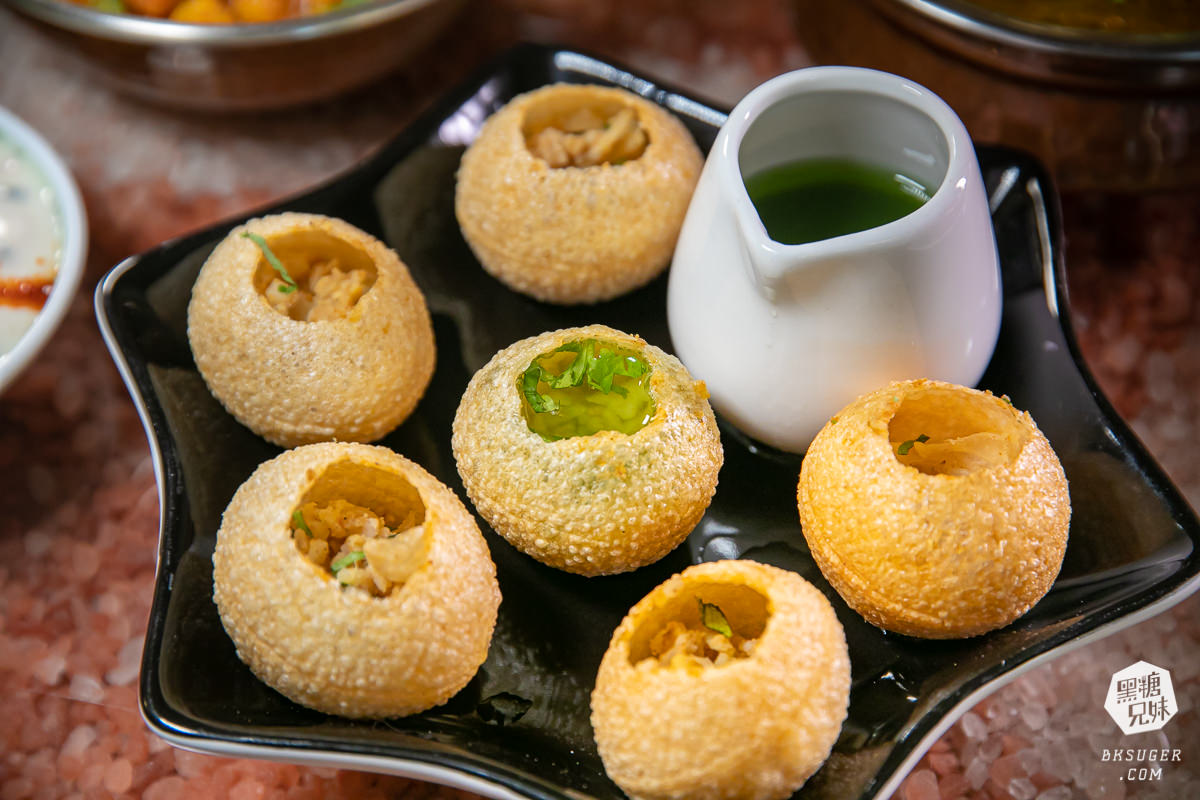 高雄拉瓦特印度廚房|烤餅沾上香濃眾多的印度咖哩,享受香料帶給你的瀰漫氣息!2022 印度餐廳料理小吃推薦 - 第7張圖 高雄拉瓦特印度廚房|烤餅沾上香濃眾多的印度咖哩,享受香料帶給你的瀰漫氣息!2022 印度餐廳料理小吃推薦