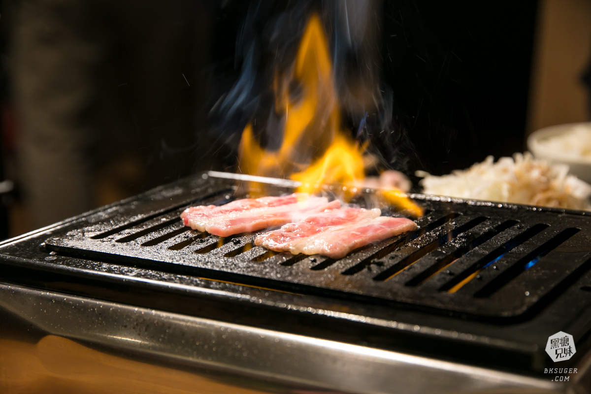 北高雄美食|逸之牛炸牛排博愛店|超狂午間燒肉吃到飽$268|50分鐘定食單人燒肉吃到飽 - 第27張圖 北高雄美食|逸之牛炸牛排博愛店|超狂午間燒肉吃到飽$268|50分鐘定食單人燒肉吃到飽