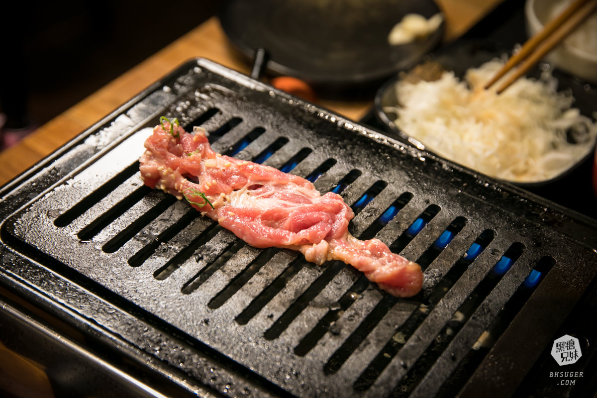 北高雄美食|逸之牛炸牛排博愛店|超狂午間燒肉吃到飽$268|50分鐘定食單人燒肉吃到飽 - 第22張圖 北高雄美食|逸之牛炸牛排博愛店|超狂午間燒肉吃到飽$268|50分鐘定食單人燒肉吃到飽