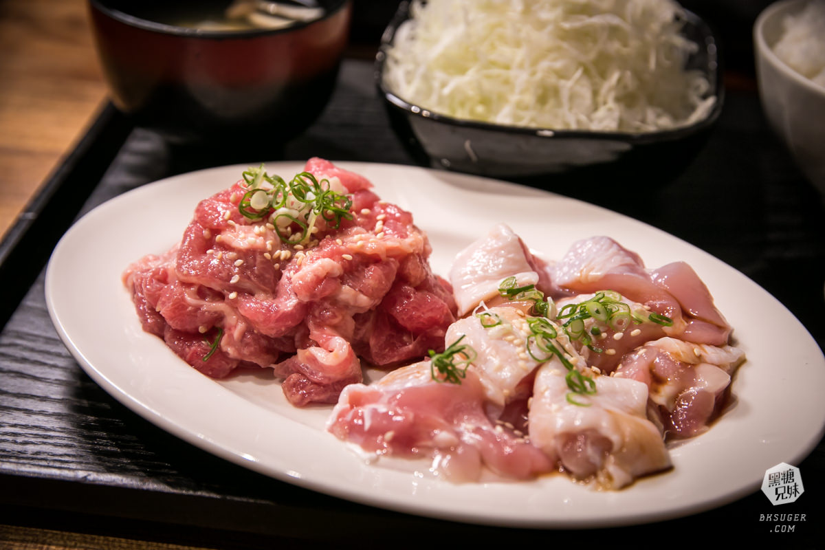 北高雄美食|逸之牛炸牛排博愛店|超狂午間燒肉吃到飽$268|50分鐘定食單人燒肉吃到飽 - 第9張圖 北高雄美食|逸之牛炸牛排博愛店|超狂午間燒肉吃到飽$268|50分鐘定食單人燒肉吃到飽