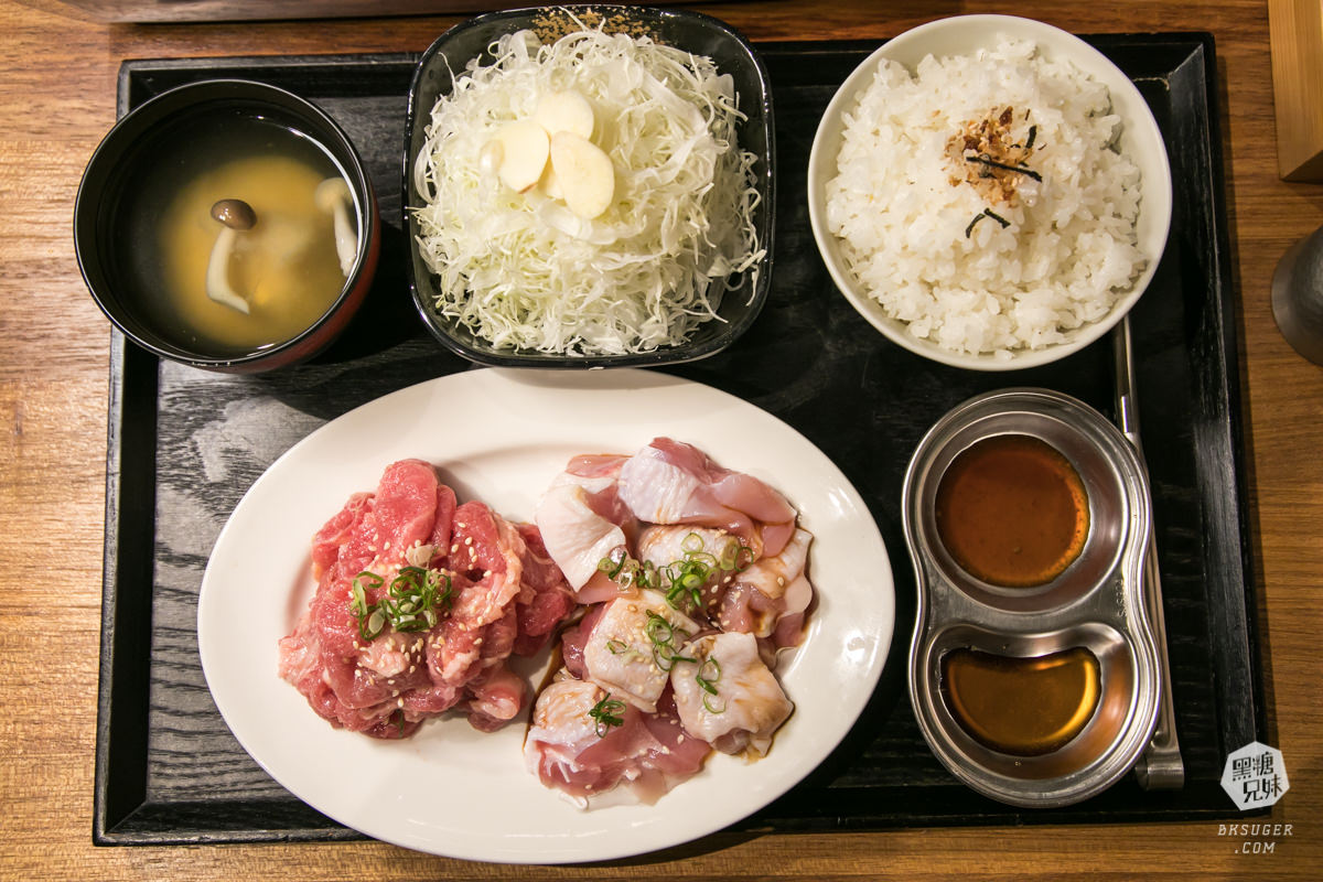 北高雄美食|逸之牛炸牛排博愛店|超狂午間燒肉吃到飽$268|50分鐘定食單人燒肉吃到飽 - 第7張圖 北高雄美食|逸之牛炸牛排博愛店|超狂午間燒肉吃到飽$268|50分鐘定食單人燒肉吃到飽