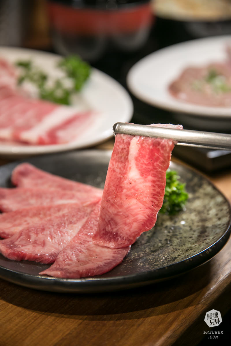 北高雄美食|逸之牛炸牛排博愛店|超狂午間燒肉吃到飽$268|50分鐘定食單人燒肉吃到飽 - 第31張圖 北高雄美食|逸之牛炸牛排博愛店|超狂午間燒肉吃到飽$268|50分鐘定食單人燒肉吃到飽