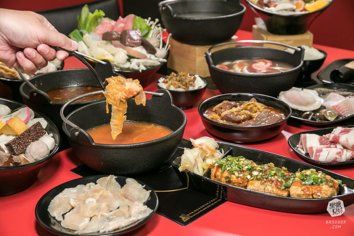 高雄小火鍋推薦｜多福風味火鍋｜回訪率高還有小包廂的用餐區｜料多味美鮮美湯頭