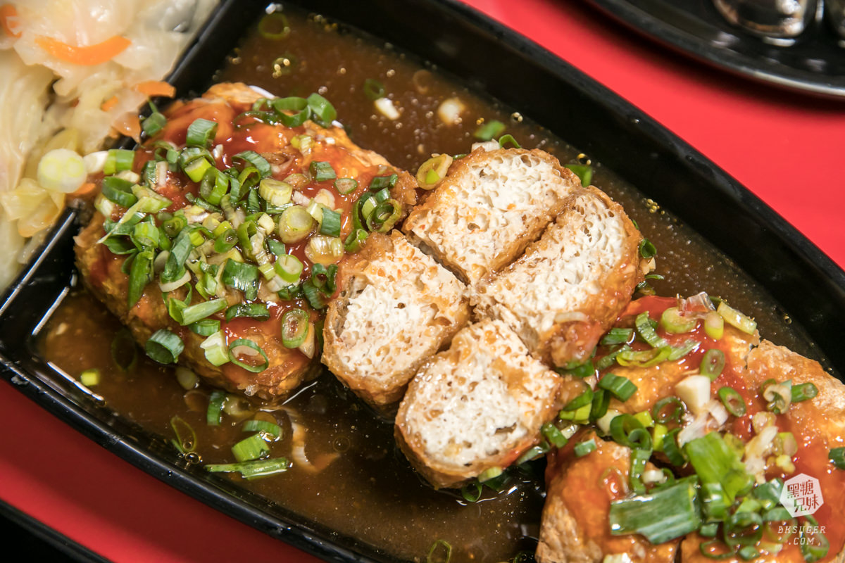 高雄小火鍋推薦｜多福風味火鍋｜回訪率高還有小包廂的用餐區｜料多味美鮮美湯頭