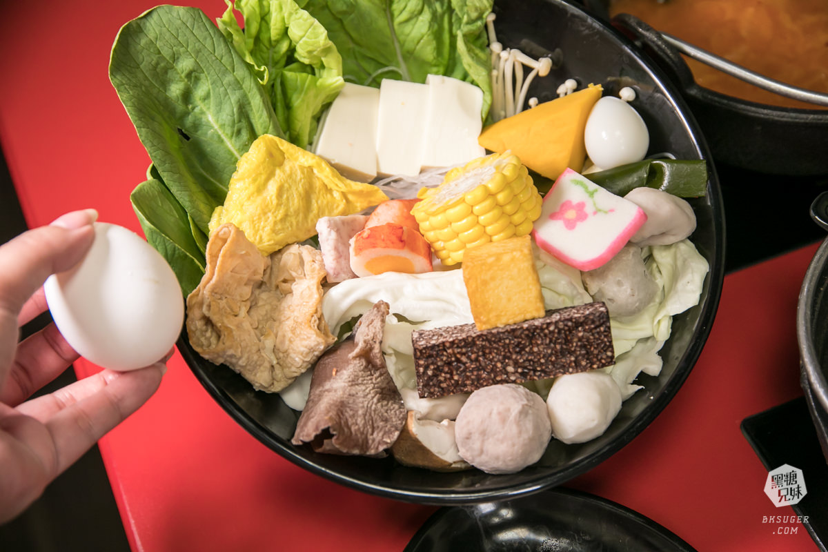 高雄小火鍋推薦｜多福風味火鍋｜回訪率高還有小包廂的用餐區｜料多味美鮮美湯頭