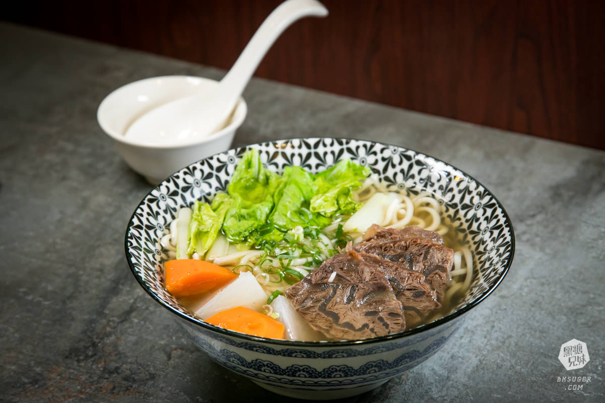 高雄河堤社區美食|芳師傅私房菜|長輩誇讚的家庭平價CP值聚餐|川菜、江浙菜無法抵擋的中菜美味 - 第21張圖 高雄河堤社區美食|芳師傅私房菜|長輩誇讚的家庭平價CP值聚餐|川菜、江浙菜無法抵擋的中菜美味