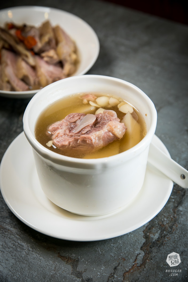 高雄河堤社區美食|芳師傅私房菜|長輩誇讚的家庭平價CP值聚餐|川菜、江浙菜無法抵擋的中菜美味 - 第29張圖 高雄河堤社區美食|芳師傅私房菜|長輩誇讚的家庭平價CP值聚餐|川菜、江浙菜無法抵擋的中菜美味