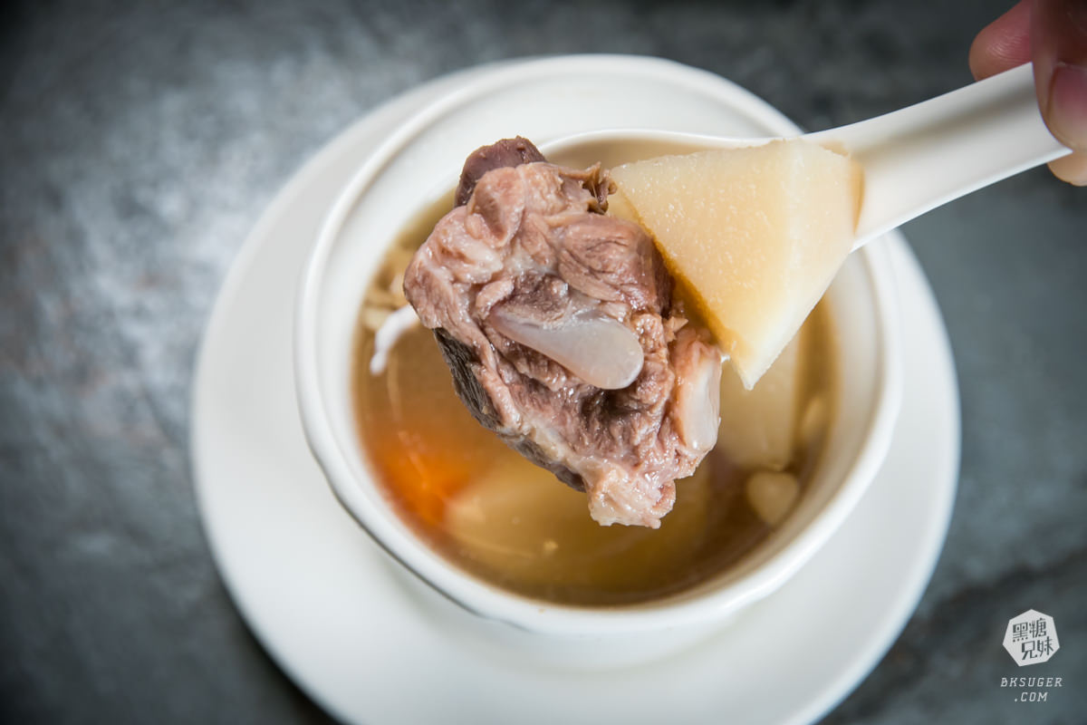 高雄河堤社區美食|芳師傅私房菜|長輩誇讚的家庭平價CP值聚餐|川菜、江浙菜無法抵擋的中菜美味 - 第30張圖 高雄河堤社區美食|芳師傅私房菜|長輩誇讚的家庭平價CP值聚餐|川菜、江浙菜無法抵擋的中菜美味