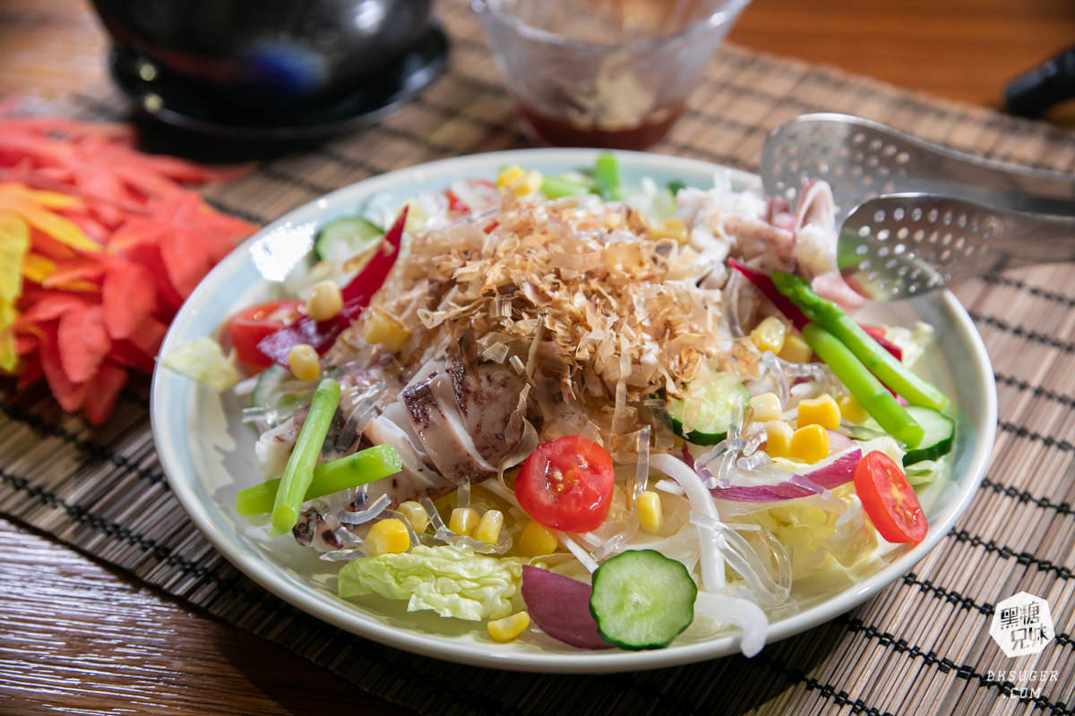 金鶴串場｜只要$98的凍杯生啤酒！武士串燒創始店再次推出2.0海陸雙刀流！｜高雄居酒屋串燒日料