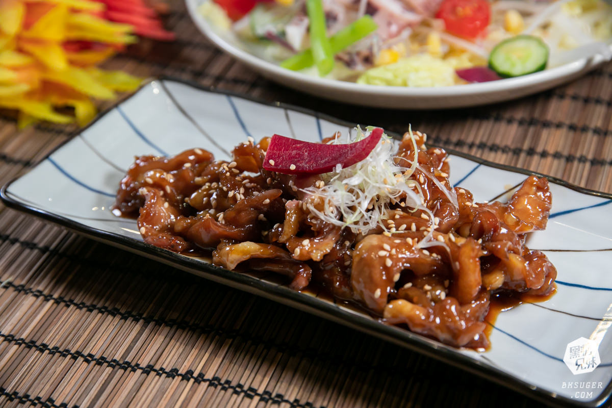 金鶴串場｜只要$98的凍杯生啤酒！武士串燒創始店再次推出2.0海陸雙刀流！｜高雄居酒屋串燒日料