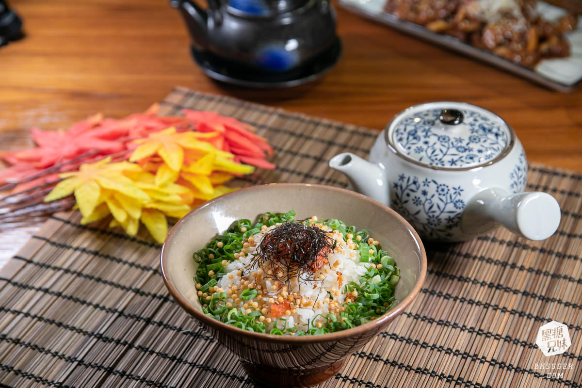 金鶴串場｜只要$98的凍杯生啤酒！武士串燒創始店再次推出2.0海陸雙刀流！｜高雄居酒屋串燒日料