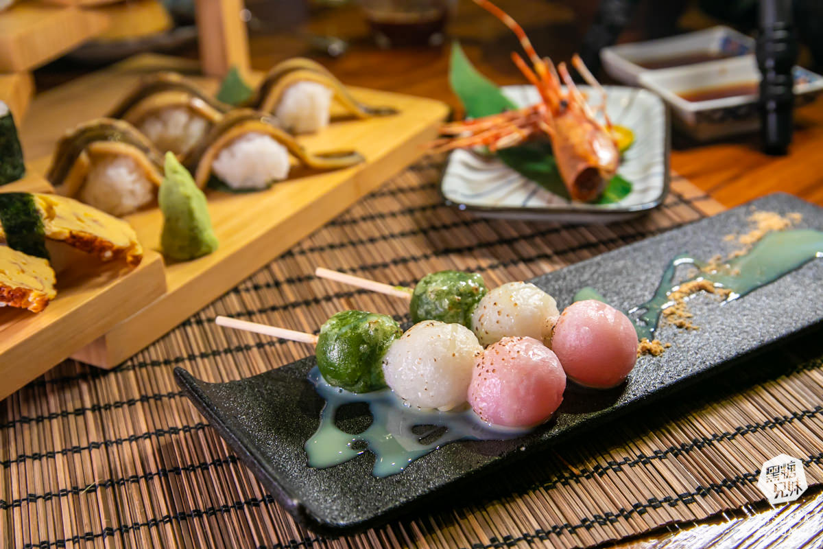 金鶴串場｜只要$98的凍杯生啤酒！武士串燒創始店再次推出2.0海陸雙刀流！｜高雄居酒屋串燒日料