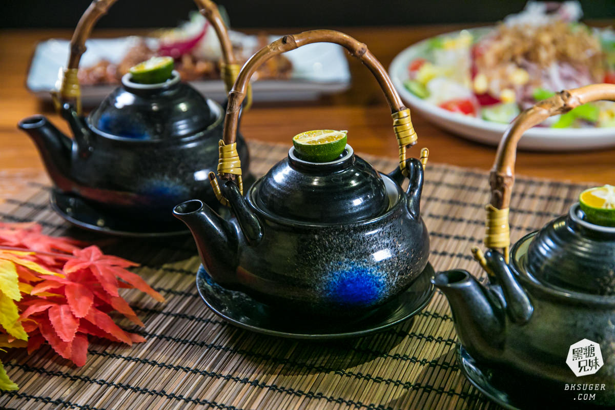 金鶴串場｜只要$98的凍杯生啤酒！武士串燒創始店再次推出2.0海陸雙刀流！｜高雄居酒屋串燒日料