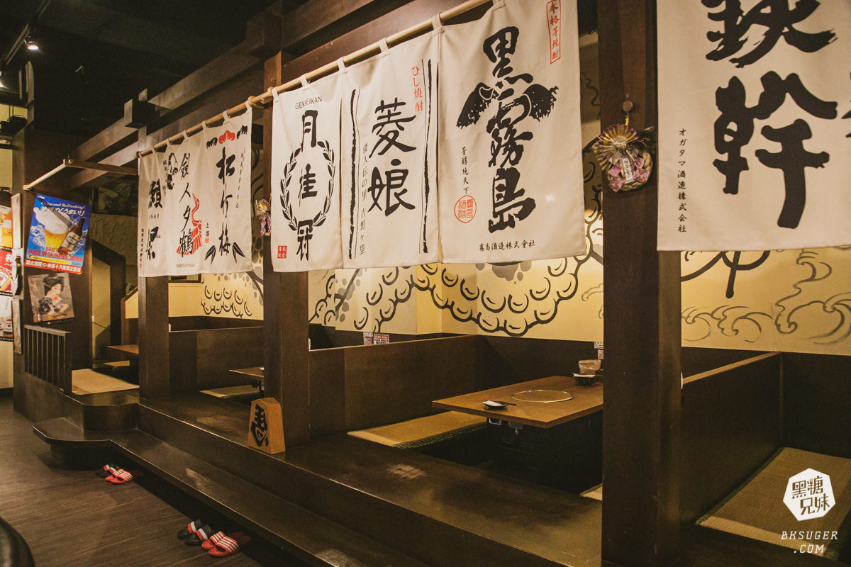 金鶴串場｜只要$98的凍杯生啤酒！武士串燒創始店再次推出2.0海陸雙刀流！｜高雄居酒屋串燒日料