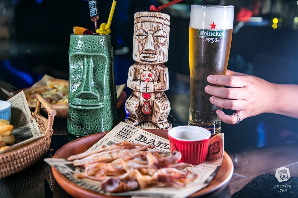 高雄live現場演唱酒吧|山寨音樂餐廳|原住民的幽默與熱情|馬撒魯、小米酒整組喝起來 - 第31張圖 高雄live現場演唱酒吧|山寨音樂餐廳|原住民的幽默與熱情|馬撒魯、小米酒整組喝起來