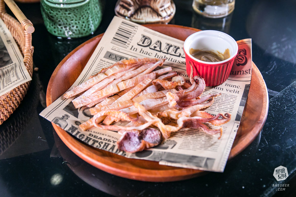 高雄live現場演唱酒吧|山寨音樂餐廳|原住民的幽默與熱情|馬撒魯、小米酒整組喝起來 - 第33張圖 高雄live現場演唱酒吧|山寨音樂餐廳|原住民的幽默與熱情|馬撒魯、小米酒整組喝起來