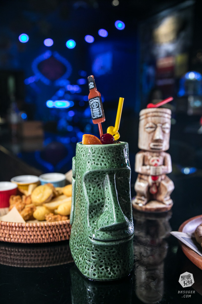 高雄live現場演唱酒吧|山寨音樂餐廳|原住民的幽默與熱情|馬撒魯、小米酒整組喝起來 - 第27張圖 高雄live現場演唱酒吧|山寨音樂餐廳|原住民的幽默與熱情|馬撒魯、小米酒整組喝起來