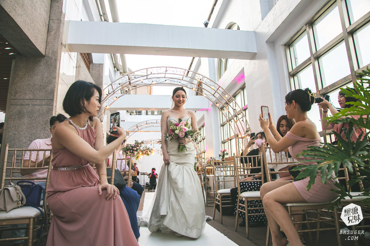 漢來閣|高雄戶外證婚儀式場地|戶外婚禮是每個新娘的夢|漢來宴會廳X高雄漢來婚宴2023 - 第19張圖 漢來閣|高雄戶外證婚儀式場地|戶外婚禮是每個新娘的夢|漢來宴會廳X高雄漢來婚宴2023