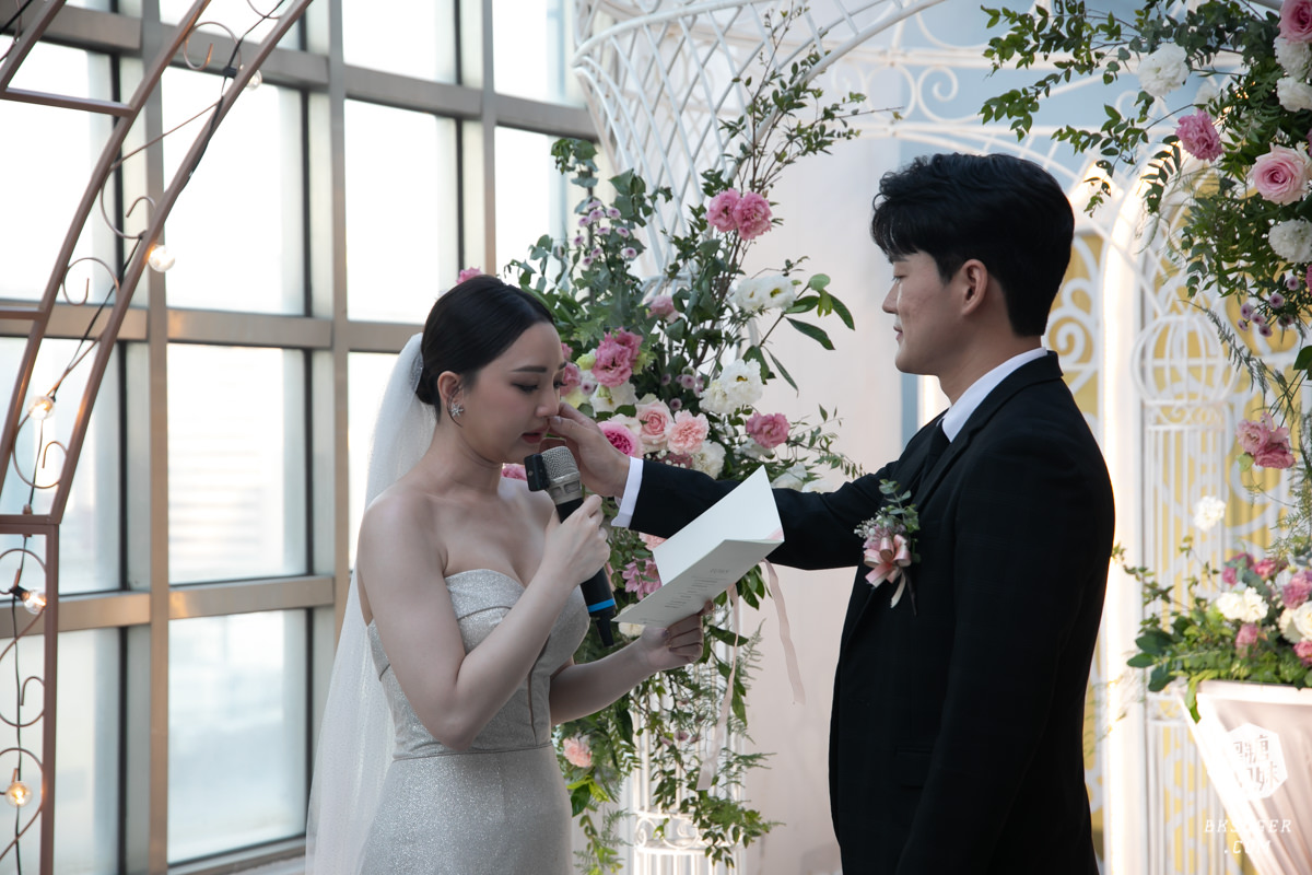 漢來閣｜高雄戶外證婚儀式場地｜戶外婚禮是每個新娘的夢｜漢來宴會廳Ｘ高雄漢來婚宴2023