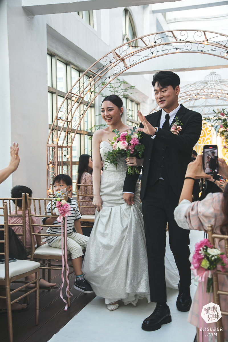 漢來閣|高雄戶外證婚儀式場地|戶外婚禮是每個新娘的夢|漢來宴會廳X高雄漢來婚宴2023 - 第26張圖 漢來閣|高雄戶外證婚儀式場地|戶外婚禮是每個新娘的夢|漢來宴會廳X高雄漢來婚宴2023