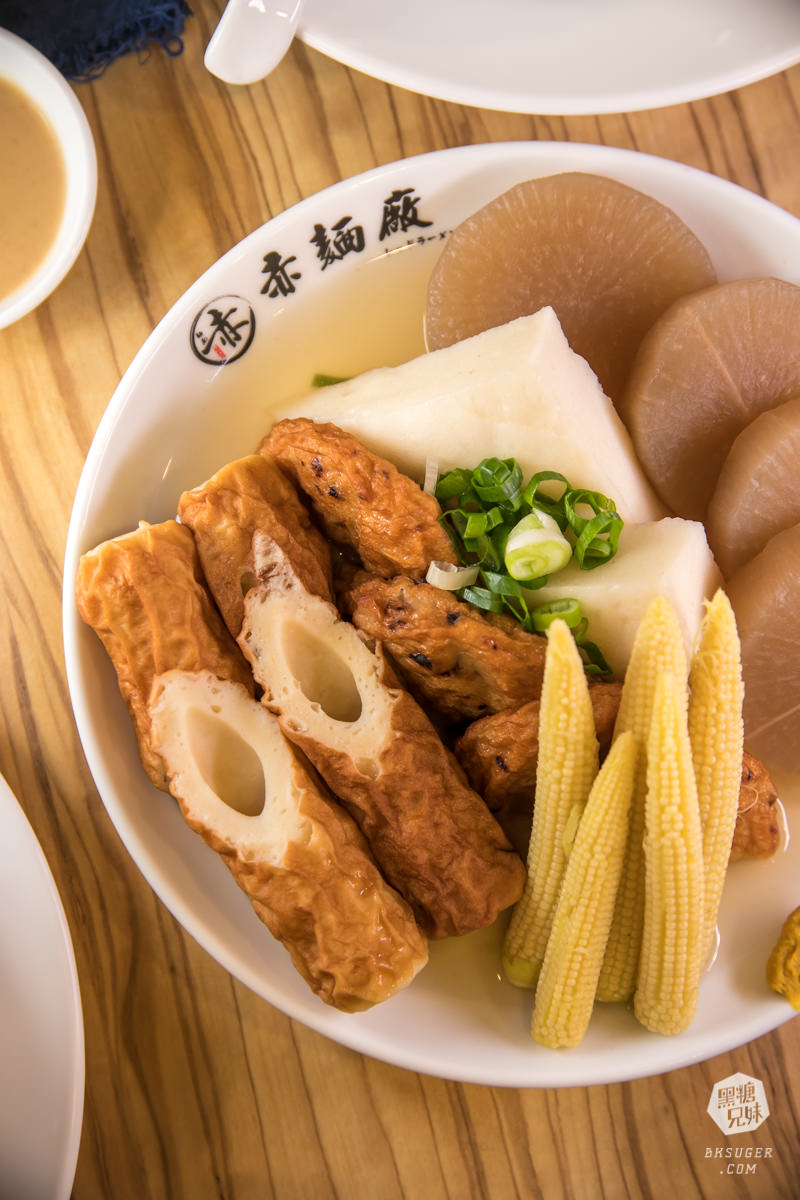 高雄拉麵宵夜|赤麵廠新崛江店 冬季限量東京櫻花蝦拉麵上桌|平時的宵夜口袋名單店 - 第36張圖 高雄拉麵宵夜|赤麵廠新崛江店 冬季限量東京櫻花蝦拉麵上桌|平時的宵夜口袋名單店