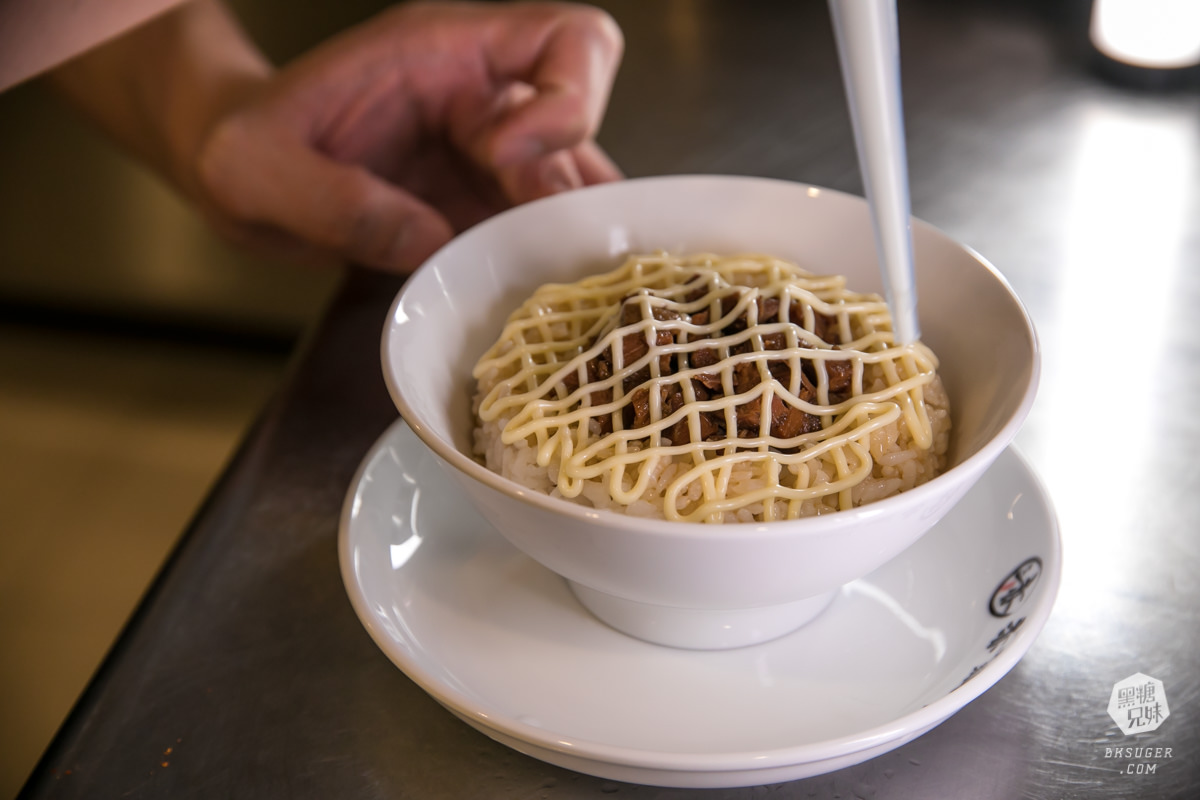 高雄拉麵宵夜|赤麵廠新崛江店 冬季限量東京櫻花蝦拉麵上桌|平時的宵夜口袋名單店 - 第24張圖 高雄拉麵宵夜|赤麵廠新崛江店 冬季限量東京櫻花蝦拉麵上桌|平時的宵夜口袋名單店