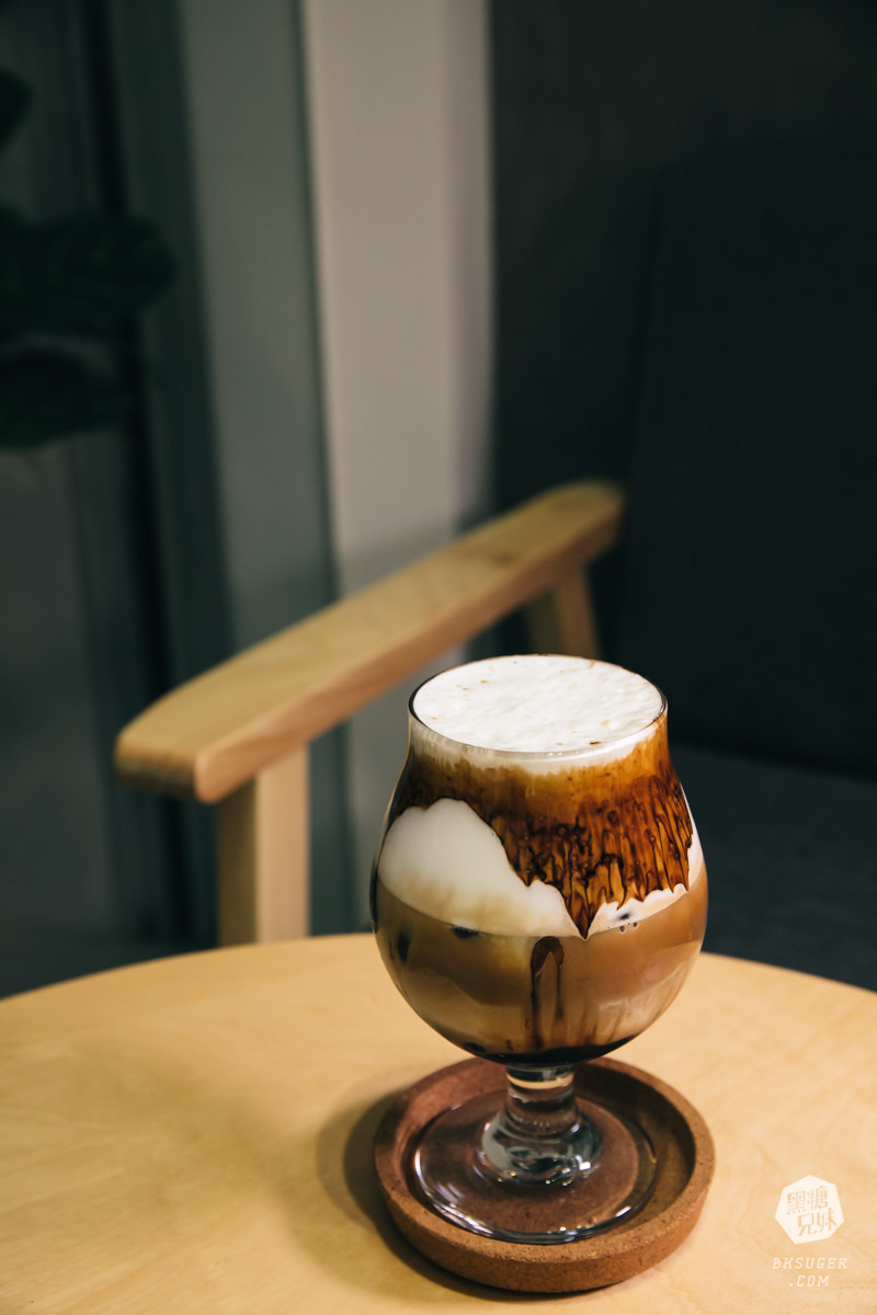 北高雄插座咖啡廳|黑沃咖啡-高雄巨蛋店|平價的冠軍咖啡香|北高雄可包場咖啡廳 - 第33張圖 北高雄插座咖啡廳|黑沃咖啡-高雄巨蛋店|平價的冠軍咖啡香|北高雄可包場咖啡廳