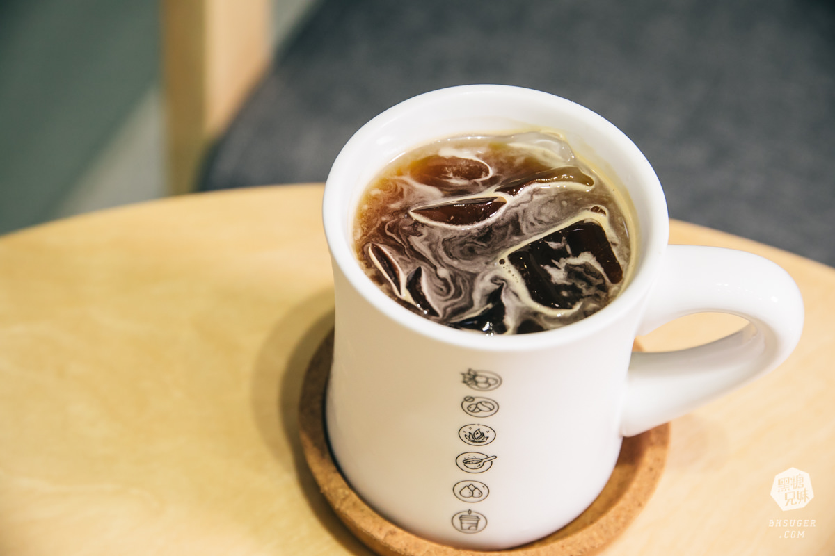 北高雄插座咖啡廳|黑沃咖啡-高雄巨蛋店|平價的冠軍咖啡香|北高雄可包場咖啡廳 - 第44張圖 北高雄插座咖啡廳|黑沃咖啡-高雄巨蛋店|平價的冠軍咖啡香|北高雄可包場咖啡廳