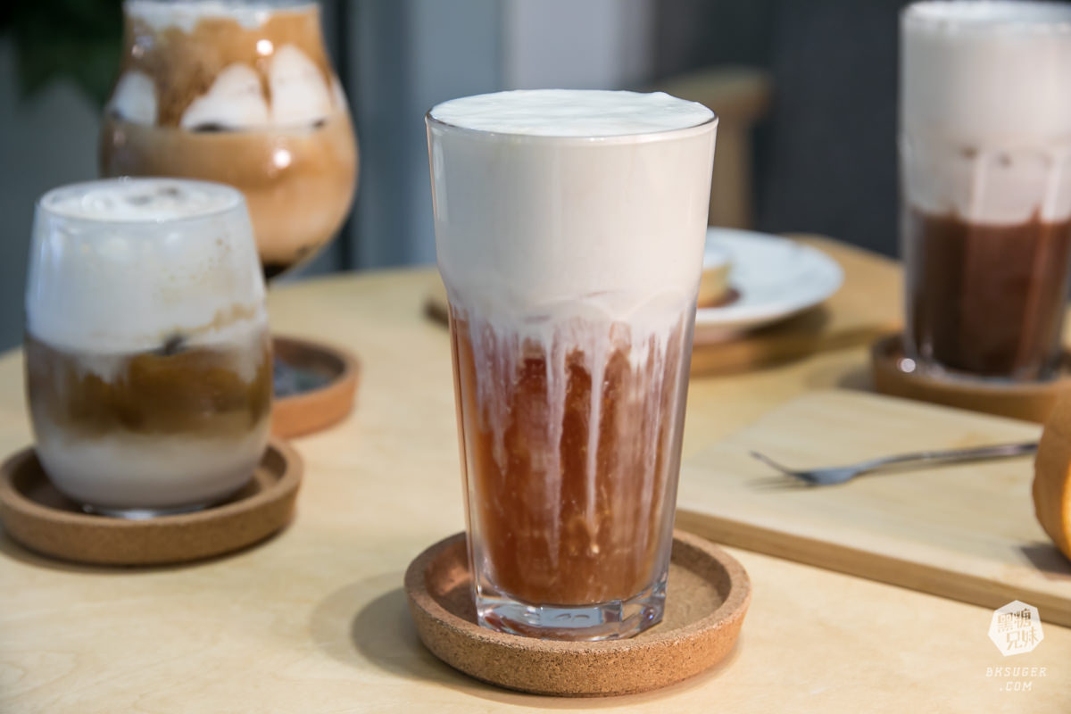 北高雄插座咖啡廳|黑沃咖啡-高雄巨蛋店|平價的冠軍咖啡香|北高雄可包場咖啡廳 - 第48張圖 北高雄插座咖啡廳|黑沃咖啡-高雄巨蛋店|平價的冠軍咖啡香|北高雄可包場咖啡廳