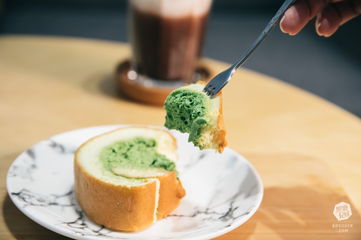 北高雄插座咖啡廳|黑沃咖啡-高雄巨蛋店|平價的冠軍咖啡香|北高雄可包場咖啡廳 - 第42張圖 北高雄插座咖啡廳|黑沃咖啡-高雄巨蛋店|平價的冠軍咖啡香|北高雄可包場咖啡廳