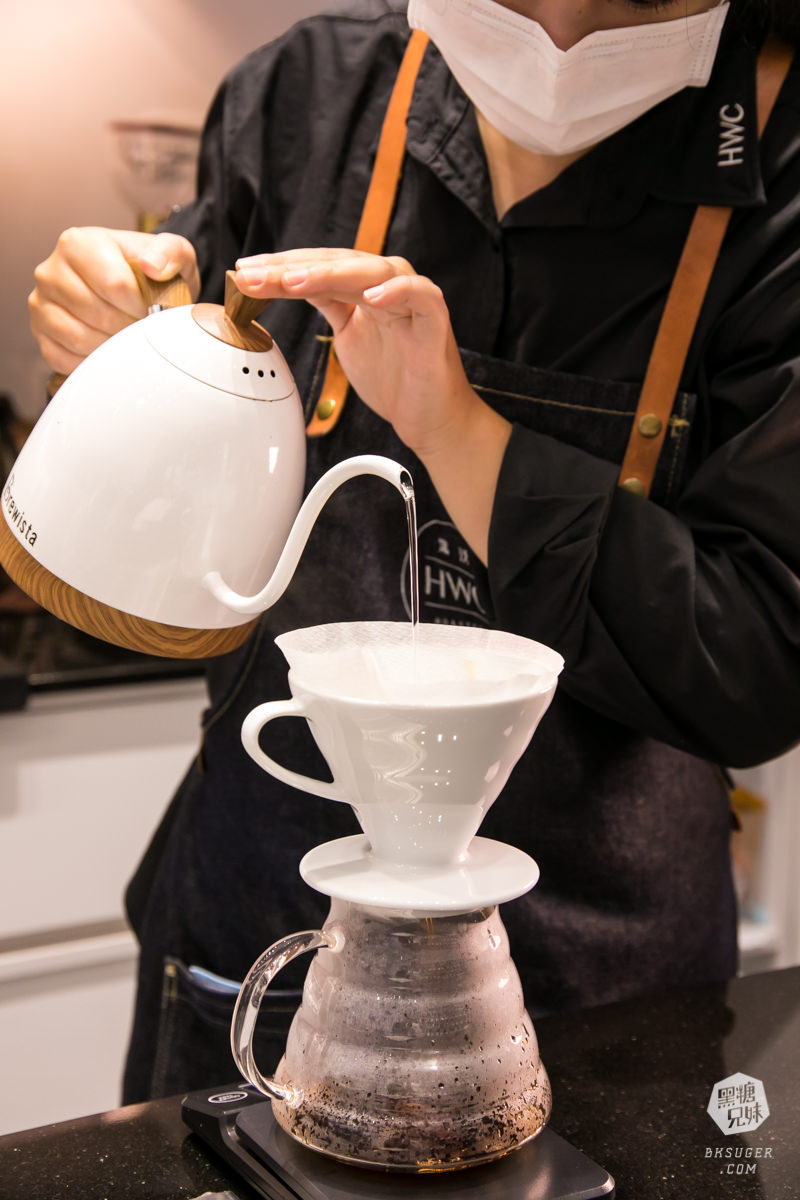 北高雄插座咖啡廳|黑沃咖啡-高雄巨蛋店|平價的冠軍咖啡香|北高雄可包場咖啡廳 - 第20張圖 北高雄插座咖啡廳|黑沃咖啡-高雄巨蛋店|平價的冠軍咖啡香|北高雄可包場咖啡廳