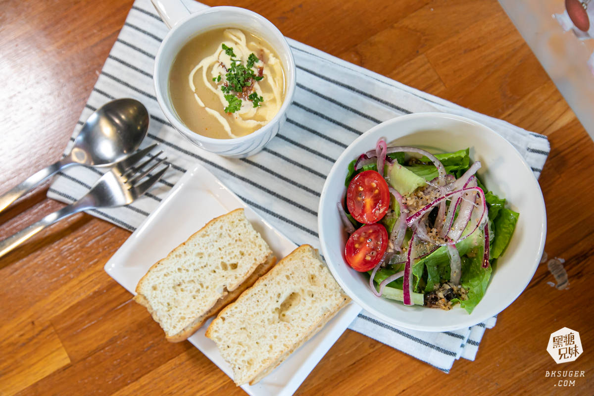 新崛江義大利麵推薦-小義樓|實惠的自選搭配義大利麵|義式湯麵、無敵雞翅經典品嚐 - 第7張圖 新崛江義大利麵推薦-小義樓|實惠的自選搭配義大利麵|義式湯麵、無敵雞翅經典品嚐