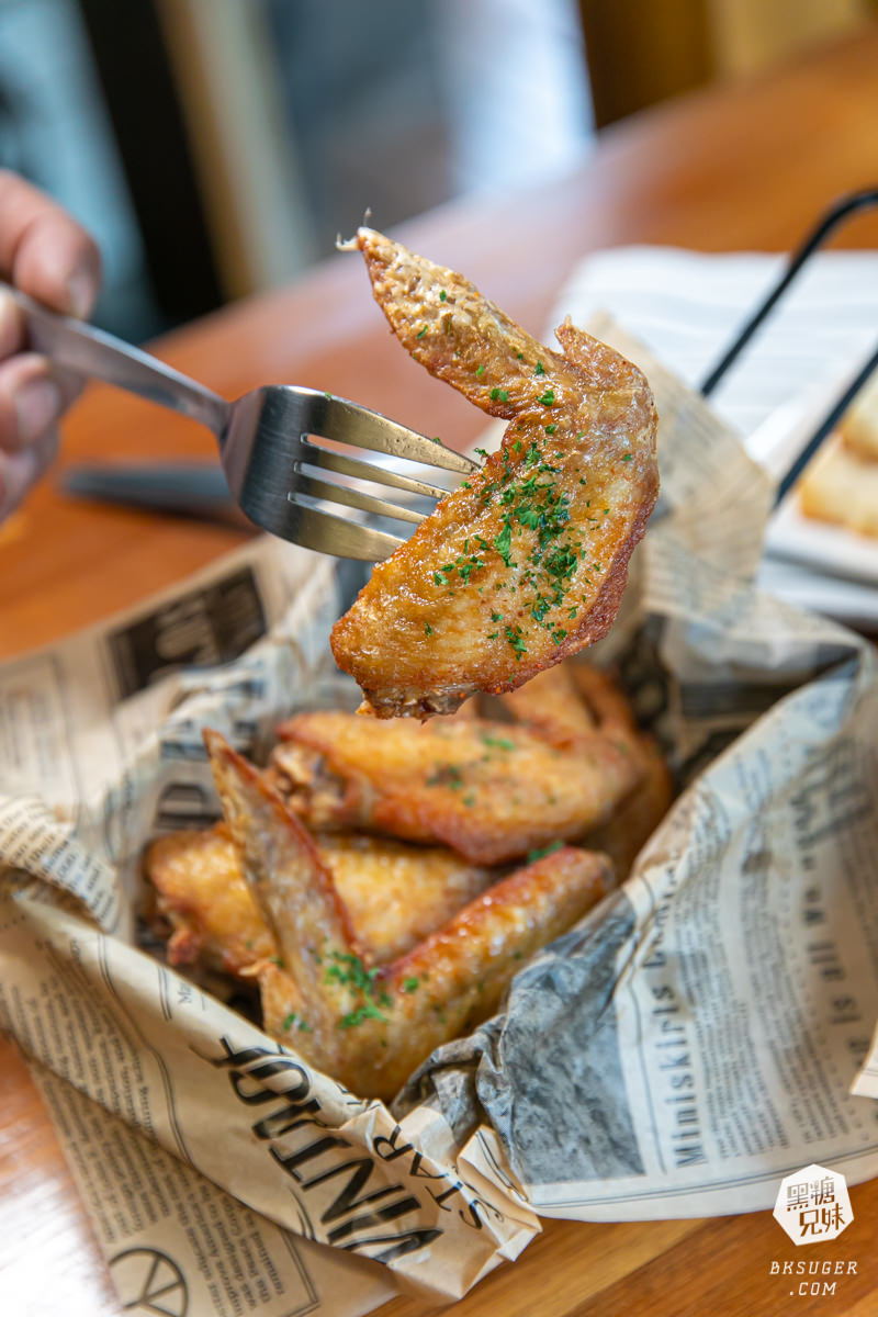 新崛江義大利麵推薦-小義樓|實惠的自選搭配義大利麵|義式湯麵、無敵雞翅經典品嚐 - 第17張圖 新崛江義大利麵推薦-小義樓|實惠的自選搭配義大利麵|義式湯麵、無敵雞翅經典品嚐
