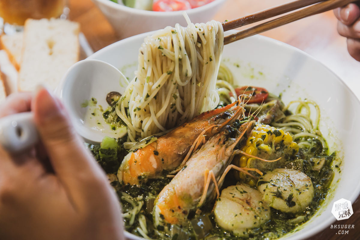 新崛江義大利麵推薦-小義樓|實惠的自選搭配義大利麵|義式湯麵、無敵雞翅經典品嚐 - 第26張圖 新崛江義大利麵推薦-小義樓|實惠的自選搭配義大利麵|義式湯麵、無敵雞翅經典品嚐