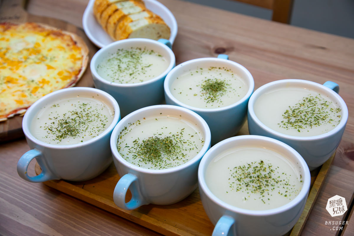 高雄景觀餐廳推薦|沃野山丘Oh Yeah Villa.|阿公店水庫湖邊散步、高雄親子餐廳包場 - 第21張圖 高雄景觀餐廳推薦|沃野山丘Oh Yeah Villa.|阿公店水庫湖邊散步、高雄親子餐廳包場