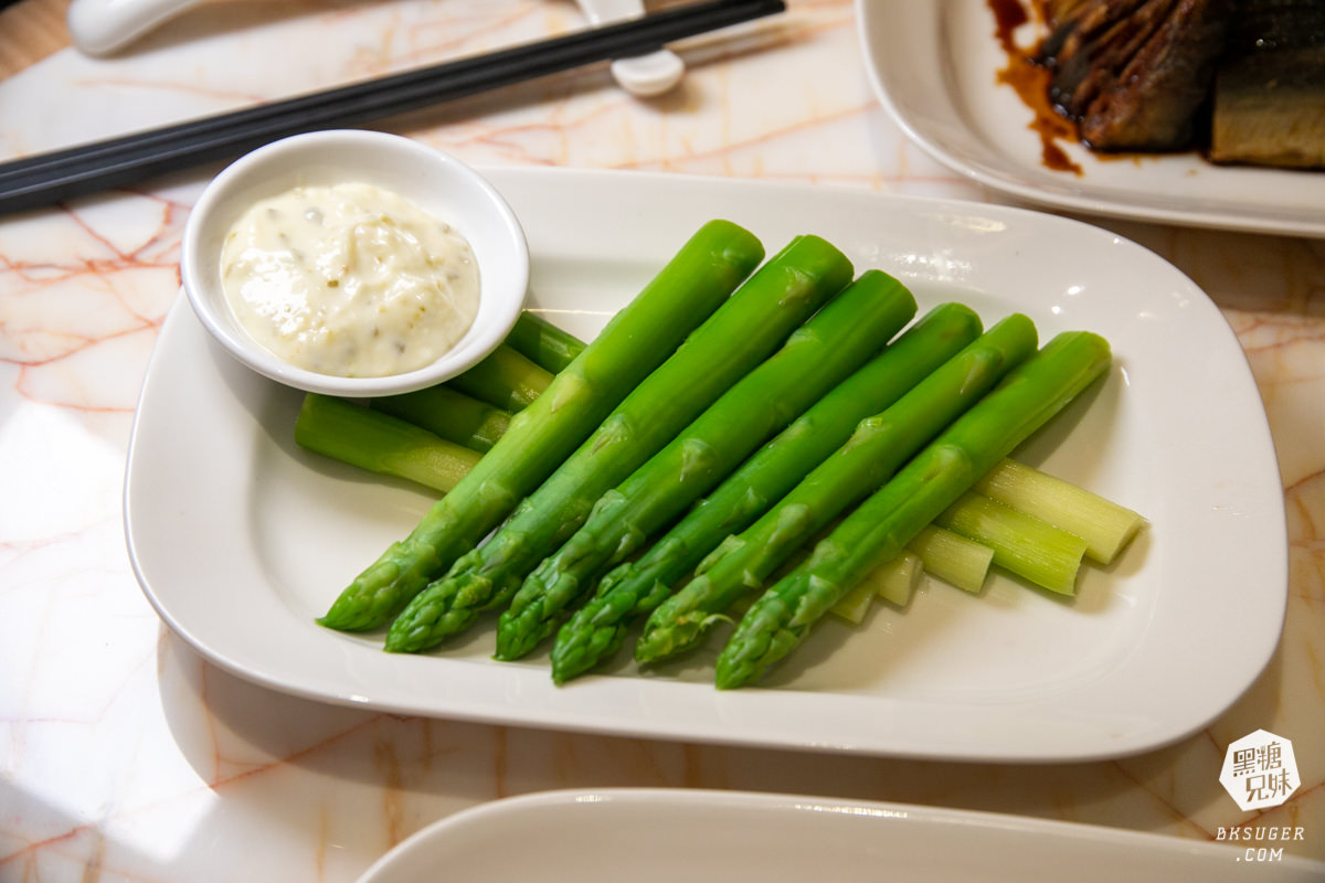 高雄林皇宮喜宴試菜|婚宴小資族高貴不貴方案大揭曉|新娘物語Weddings - 第20張圖 高雄林皇宮喜宴試菜|婚宴小資族高貴不貴方案大揭曉|新娘物語Weddings