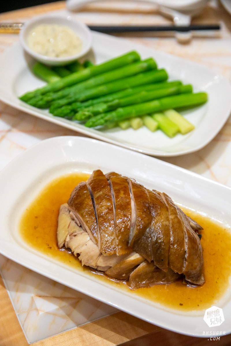 高雄林皇宮喜宴試菜|婚宴小資族高貴不貴方案大揭曉|新娘物語Weddings - 第23張圖 高雄林皇宮喜宴試菜|婚宴小資族高貴不貴方案大揭曉|新娘物語Weddings