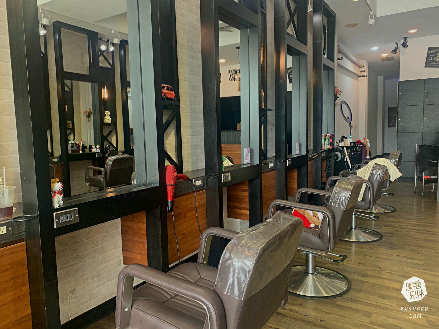 2021日韓染燙推薦『耳圈染』|重啟沙龍設計師達菲Duffy|耳圈染、雲朵燙高雄染燙髮推薦 - 第5張圖 2021日韓染燙推薦『耳圈染』|重啟沙龍設計師達菲Duffy|耳圈染、雲朵燙高雄染燙髮推薦