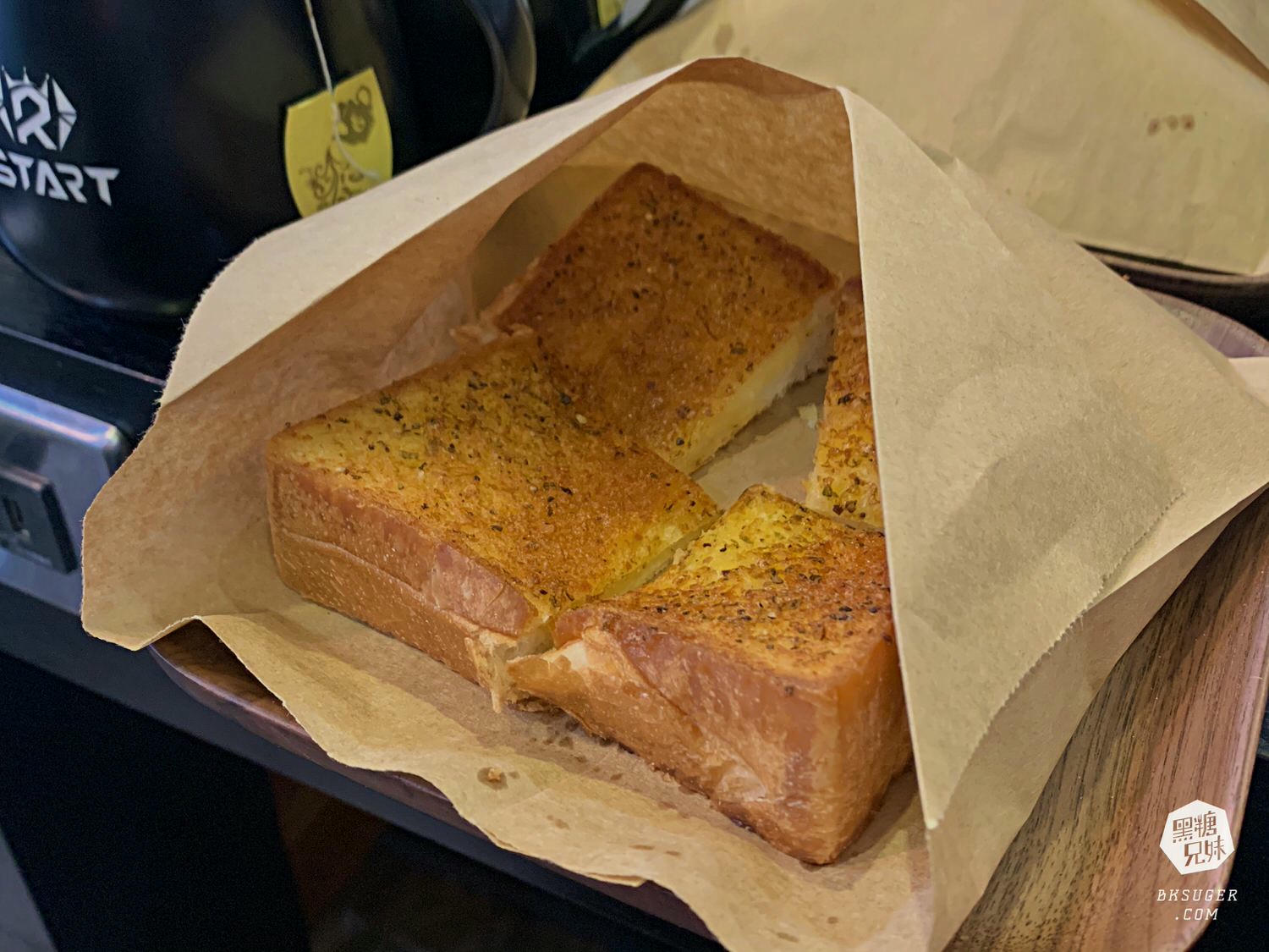 2021日韓染燙推薦『耳圈染』|重啟沙龍設計師達菲Duffy|耳圈染、雲朵燙高雄染燙髮推薦 - 第19張圖 2021日韓染燙推薦『耳圈染』|重啟沙龍設計師達菲Duffy|耳圈染、雲朵燙高雄染燙髮推薦