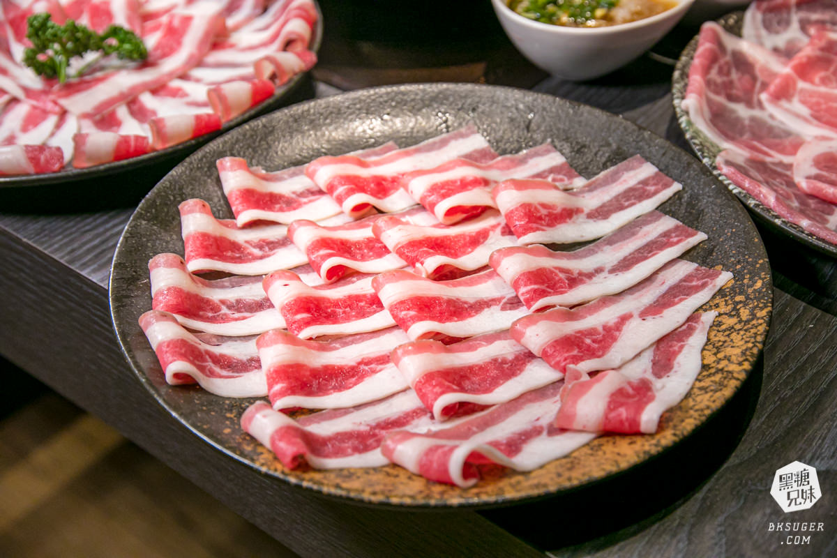 北高雄火鍋 舞古賀鍋物專門店 |超級好料的肉品海鮮雙料俱佳鍋物推薦|家庭火鍋聚餐首選餐廳| - 黑糖兄妹食樂主義