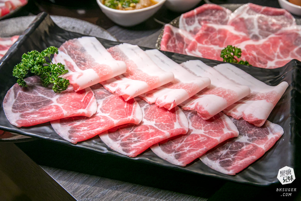 北高雄火鍋 舞古賀鍋物專門店 |超級好料的肉品海鮮雙料俱佳鍋物推薦|家庭火鍋聚餐首選餐廳| - 黑糖兄妹食樂主義