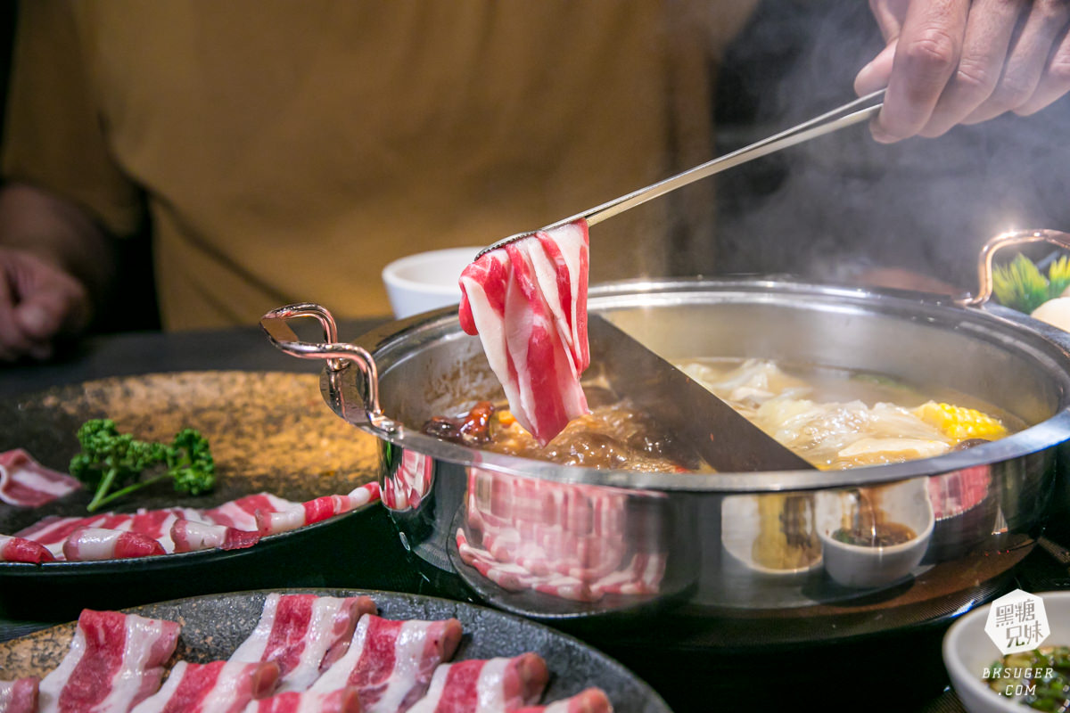 北高雄火鍋 舞古賀鍋物專門店 |超級好料的肉品海鮮雙料俱佳鍋物推薦|家庭火鍋聚餐首選餐廳| - 黑糖兄妹食樂主義