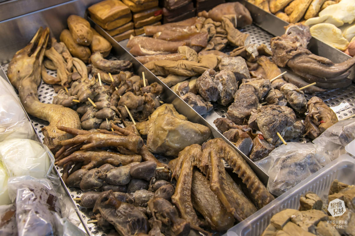 高雄滷味內用推薦|丐幫滷味瑞隆分舵|健康香醇滷汁-滿滿武俠丐幫一起吃滷味| - 第7張圖 高雄滷味內用推薦|丐幫滷味瑞隆分舵|健康香醇滷汁-滿滿武俠丐幫一起吃滷味|