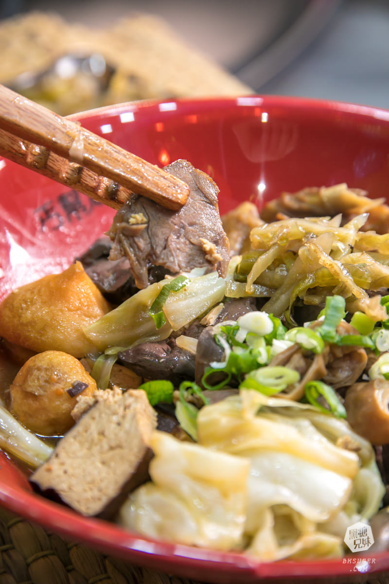 高雄滷味內用推薦|丐幫滷味瑞隆分舵|健康香醇滷汁-滿滿武俠丐幫一起吃滷味| - 第31張圖 高雄滷味內用推薦|丐幫滷味瑞隆分舵|健康香醇滷汁-滿滿武俠丐幫一起吃滷味|