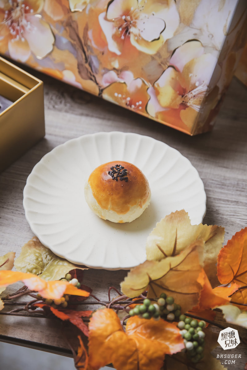 2023中秋送禮-漢來旺月蛋黃酥禮盒|大家最愛的漢來大飯店糕餅小舖|中秋送禮推薦蛋黃酥禮盒 - 第13張圖 漢來旺月蛋黃酥