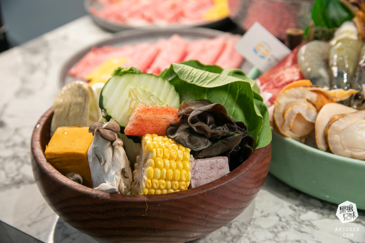 梨花A5和牛放題|高雄帝王蟹吃到飽火鍋-多種日本A5和牛、帝王蟹松葉蟹任你吃|秘制蝦皇湯頭大推 - 第23張圖 梨花A5和牛放題|高雄帝王蟹吃到飽火鍋-多種日本A5和牛、帝王蟹松葉蟹任你吃|秘制蝦皇湯頭大推