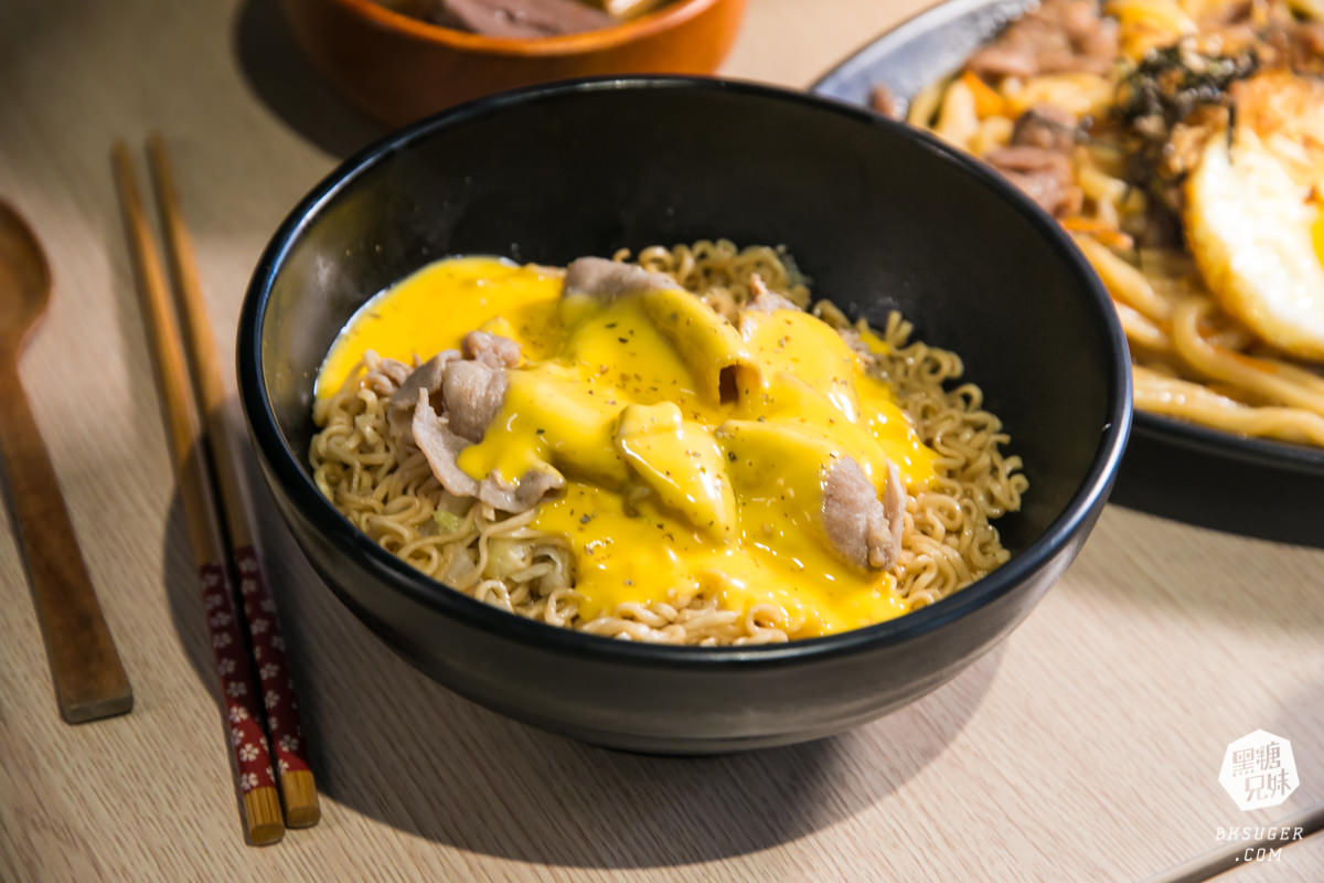 小港金府路美食|食扒穗小港店|超多款鐵板炒泡麵百元有找,有冷氣可吹的麻辣燙! - 第12張圖 小港金府路美食|食扒穗小港店|超多款鐵板炒泡麵百元有找,有冷氣可吹的麻辣燙!